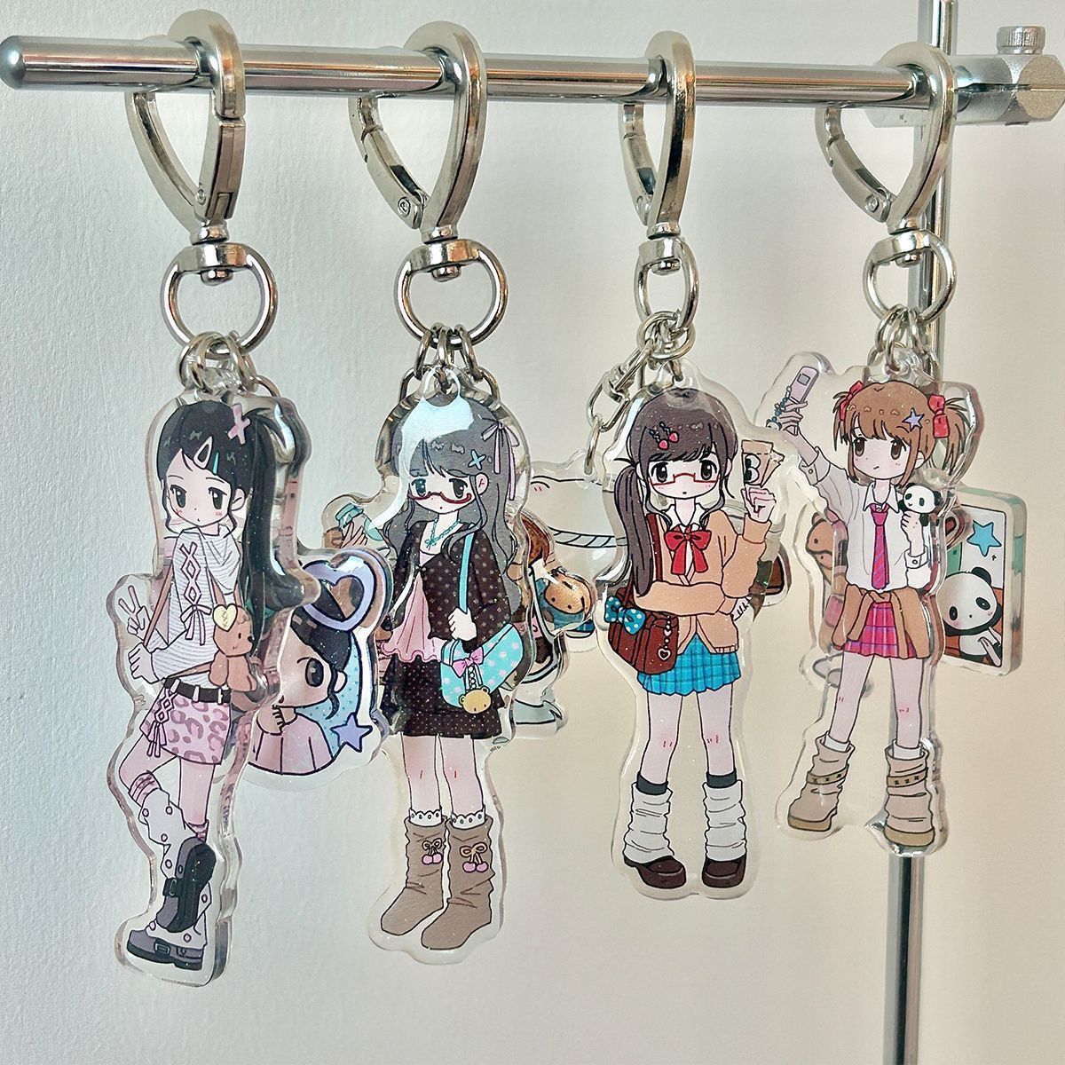 かわいい女の子の美的アクリル電話アクセサリーアクリルキーホル - Phone Accessories Hanging のレビューと価格