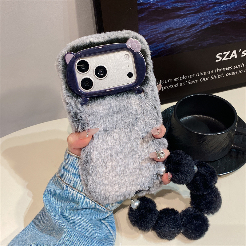 高級感のある無地のファー素材のプラッシュフォンケース iPh - Phone Accessories Kiosk のレビューと価格
